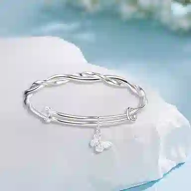 RINGLOVE ins