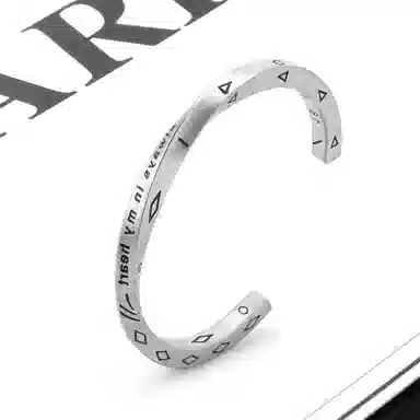 RINGLOVE ins