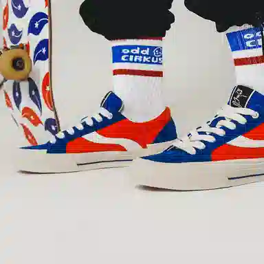 oddCIRKUS Astley Pro