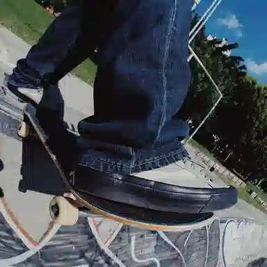 oddCIRKUS Astley Pro