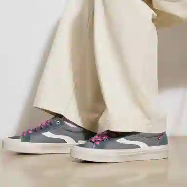 oddCIRKUS Astley Pro