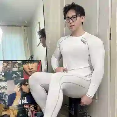 PEAK Reflective Long Sleeve Base Layer