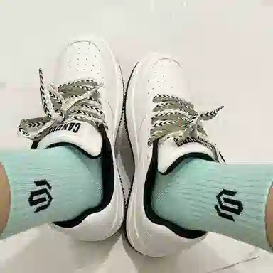 AW1 5