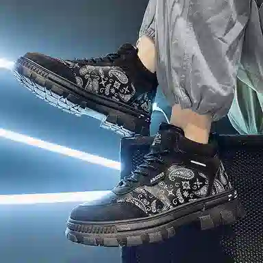 华耐 时尚耐磨百搭休闲 中筒 马丁靴 男款