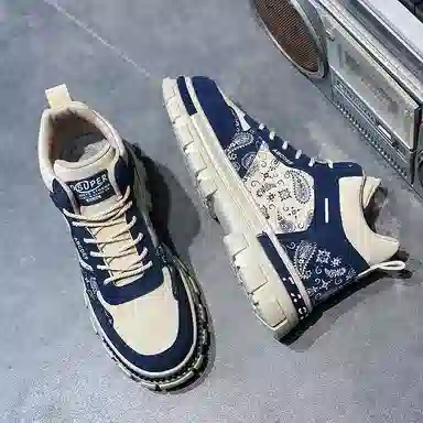 华耐 时尚耐磨百搭休闲 中筒 马丁靴 男款