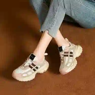 华耐 舒适厚底百搭通勤潮流 减震透气轻便增高 低帮 老爹鞋 女款