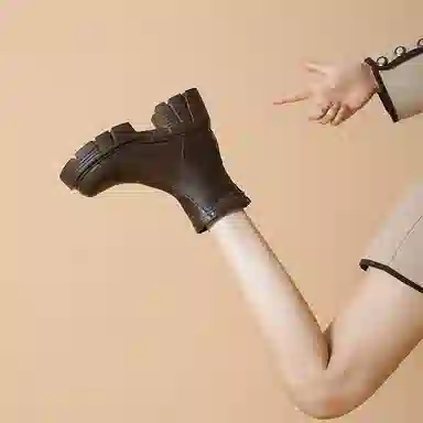 华耐 合成革 加绒简约舒适时尚 短靴 女款