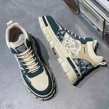 华耐 时尚耐磨百搭休闲 中筒 马丁靴 男款