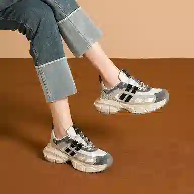 华耐 舒适厚底百搭通勤潮流 减震透气轻便增高 低帮 老爹鞋 女款