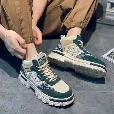 华耐 时尚耐磨百搭休闲 中筒 马丁靴 男款