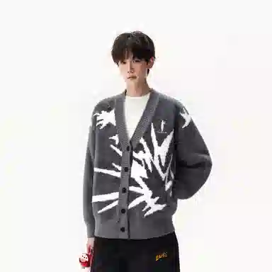 CHARLIE GOLF Vintage V-Neck Cardigan