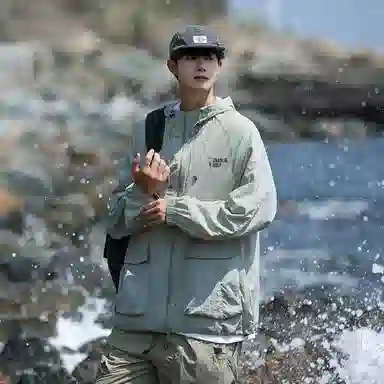 CHARLIE GOLF UPF50+Logo