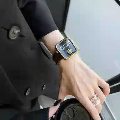 Mishali Large Dial Series