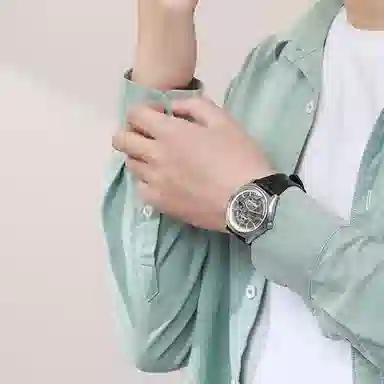 EMPORIO ARMANI 43mm AR60003