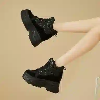 DAPHNE PU