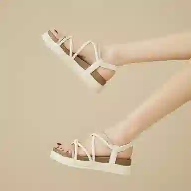 DAPHNE PU