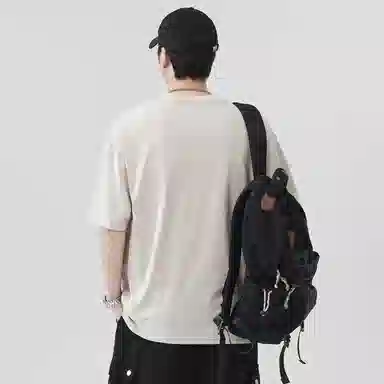 TT