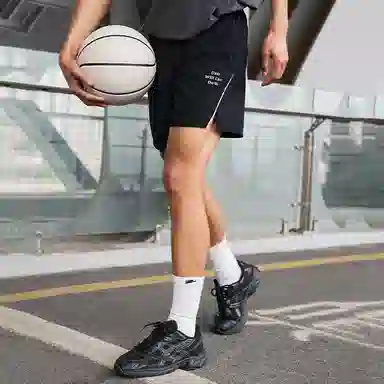 UZIS