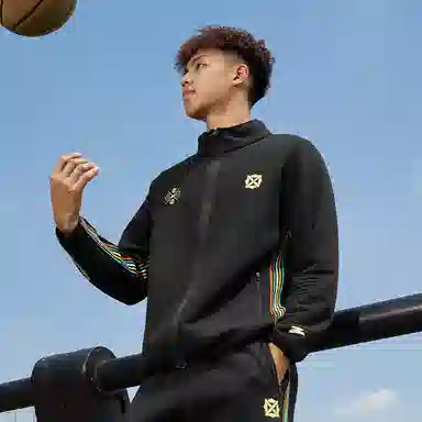 UZIS