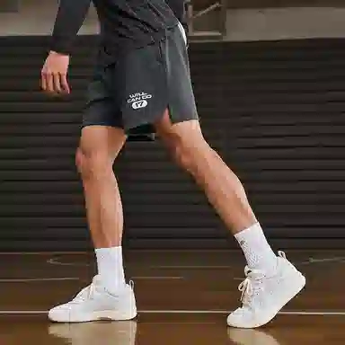 UZIS