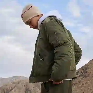 UZIS