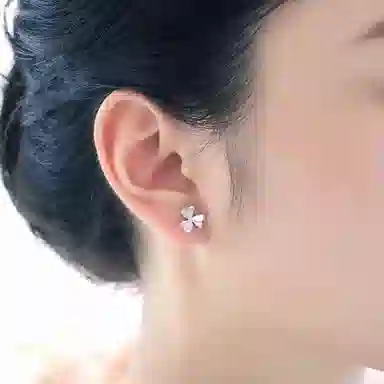 老庙 森系幸福三叶草精致 铂金 铂金耳环 女款