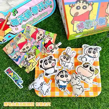 x Crayon Shinchan Q 24