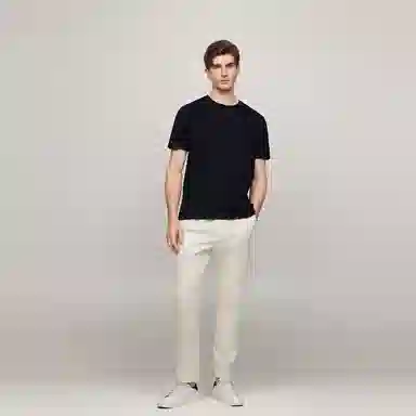 Tommy Hilfiger logoT