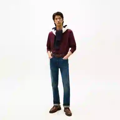 Tommy Hilfiger T