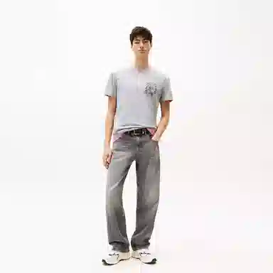 Tommy Hilfiger T