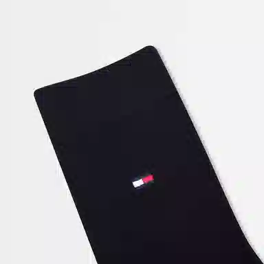 Tommy Hilfiger 1