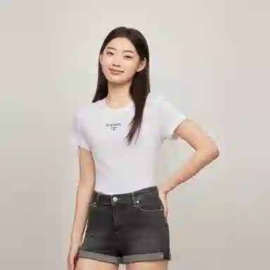 Tommy Hilfiger T