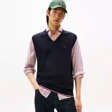 Tommy Hilfiger V