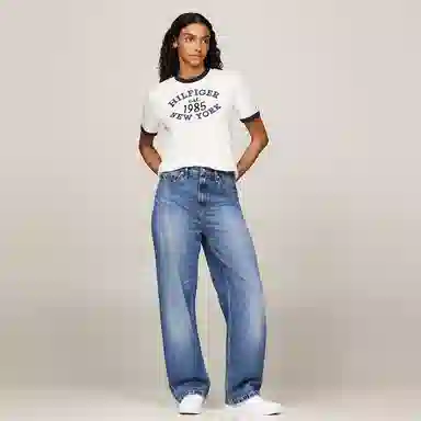 Tommy Hilfiger T