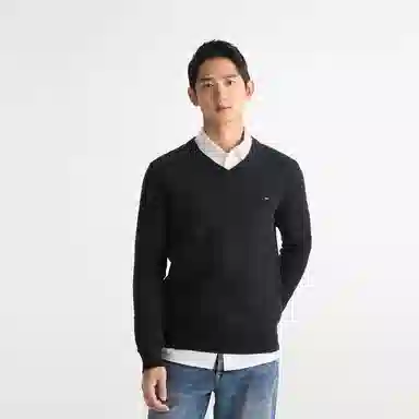 Tommy Hilfiger V