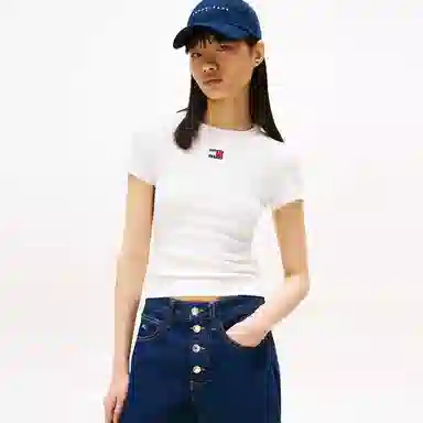 Tommy Hilfiger logo T