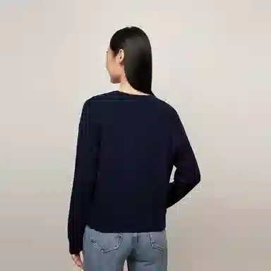 Tommy Hilfiger V