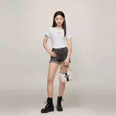 Tommy Hilfiger T