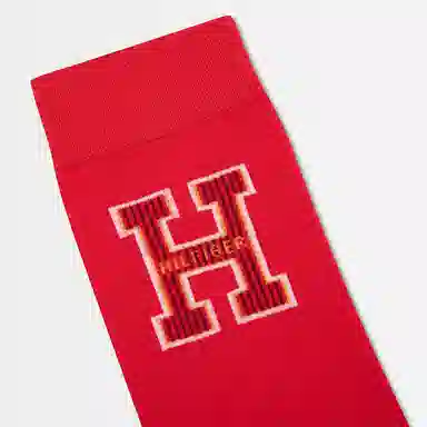 Tommy Hilfiger 1