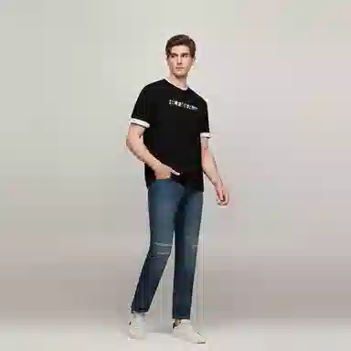 Tommy Hilfiger logoT