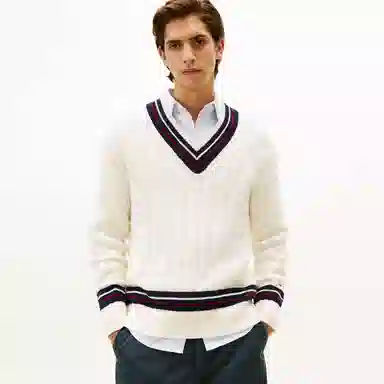 Tommy Hilfiger V
