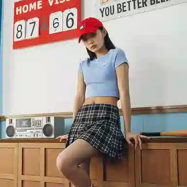 Tommy Hilfiger logo T