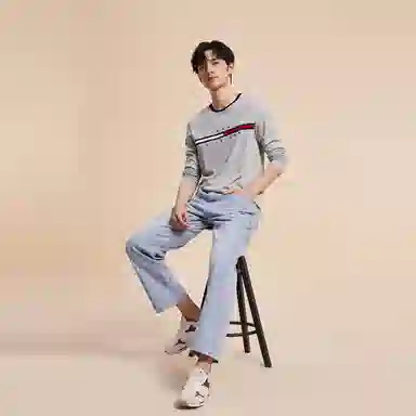 Tommy Hilfiger T