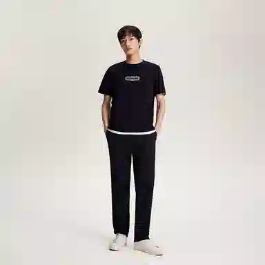 Tommy Hilfiger T