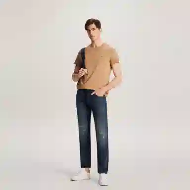 Tommy Hilfiger T