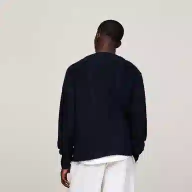 Tommy Hilfiger V