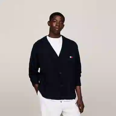 Tommy Hilfiger V