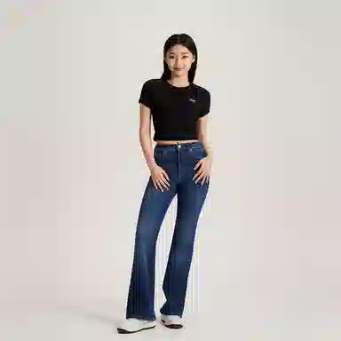 Tommy Hilfiger logo T