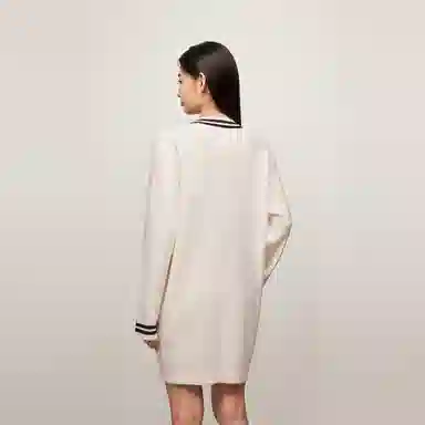 Tommy Hilfiger V