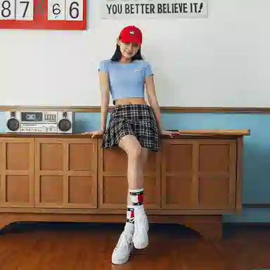 Tommy Hilfiger logo T